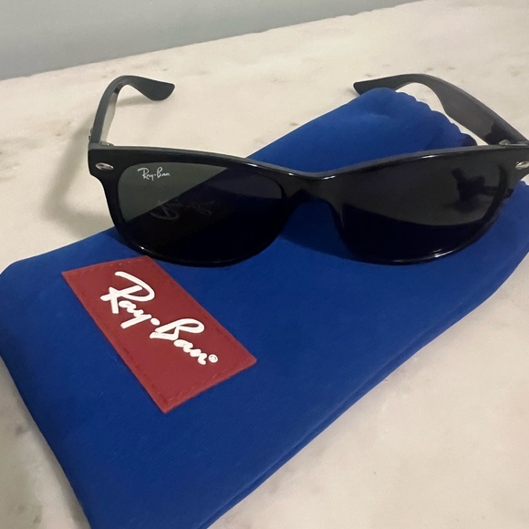 Ray-Ban Jr. - Picture 4 of 9